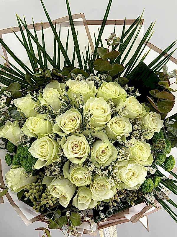 21 Premium White Rose Bouquet