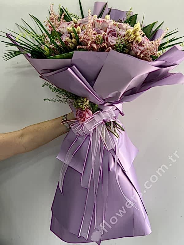 Deluxe Lilac Rose Bouquet