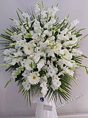 White Standing Spray