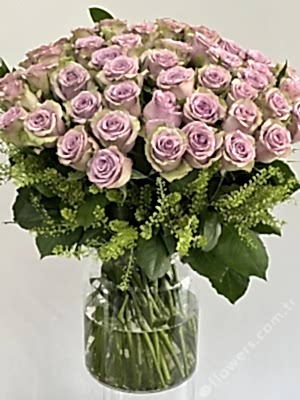 Grand Lilac Roses