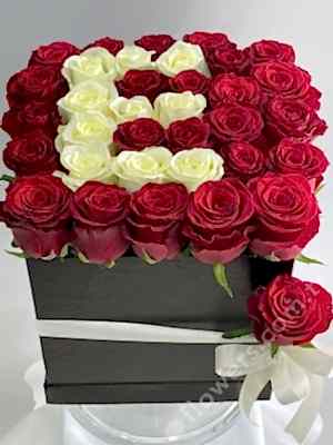 Initial Letter 41 Roses