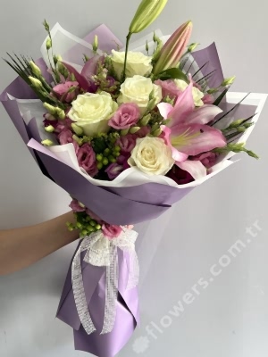 Lily & Rose Bouquet