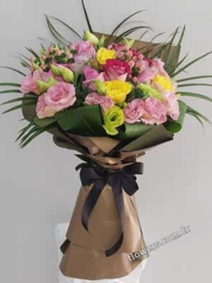 Exquisite Flower Bouquet
