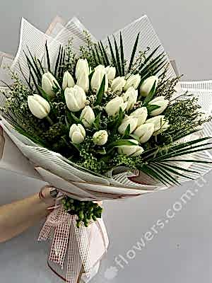 Special White Tulip Bouquet